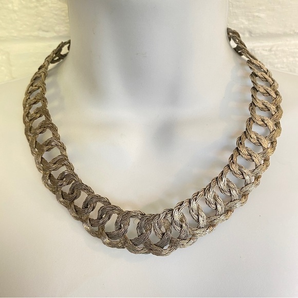 Silver Wire Loops Necklace Unisex - Picture 4 of 8